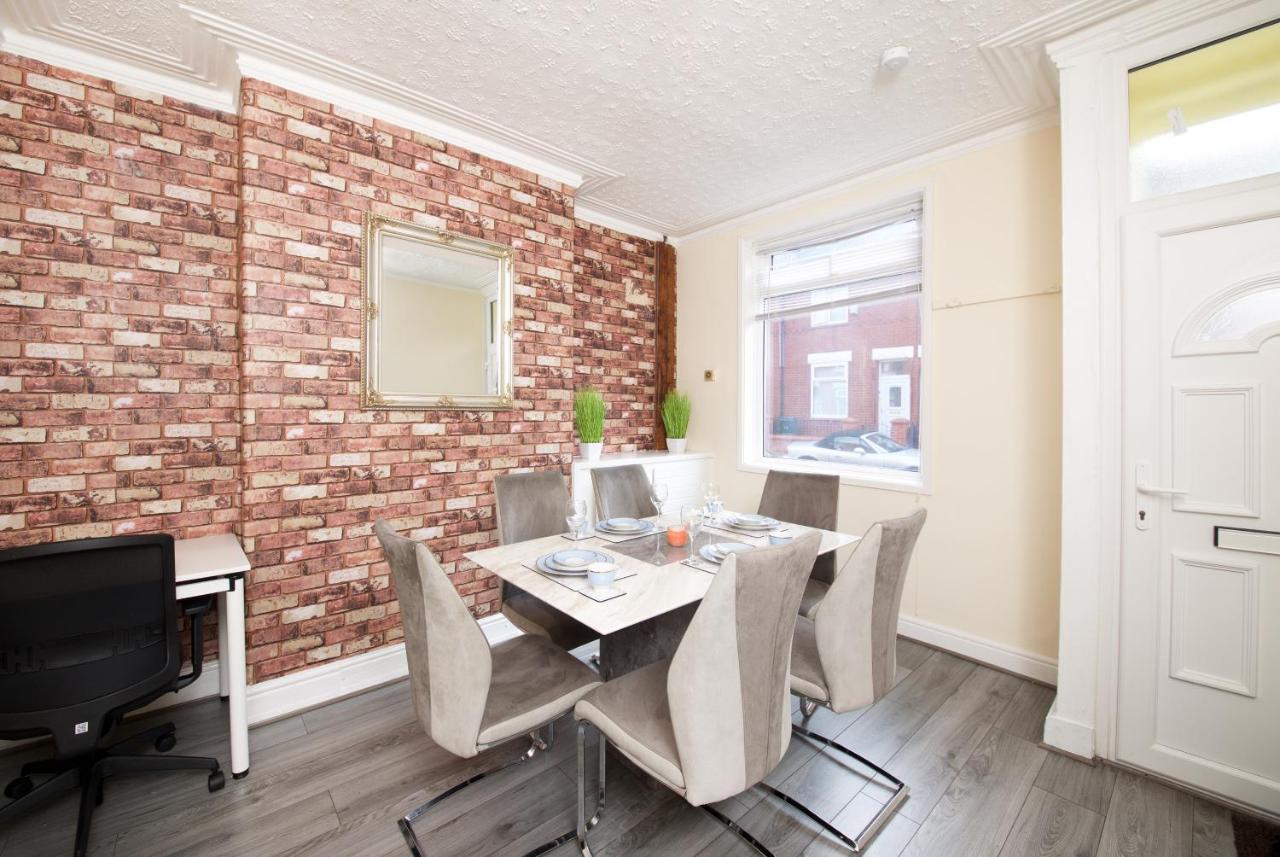 Crystal House 10Min To Manchester City Centre Ideal For Work And Leisure Екстериор снимка